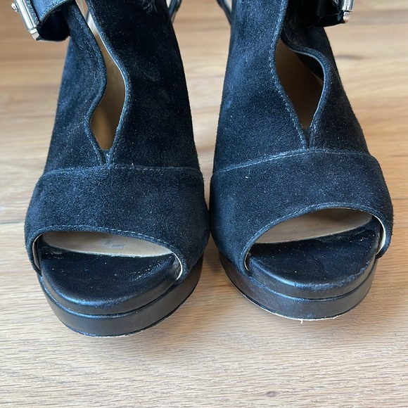Michael Kors Isabella peep toe suede bootie shoes - Picture 5 of 10